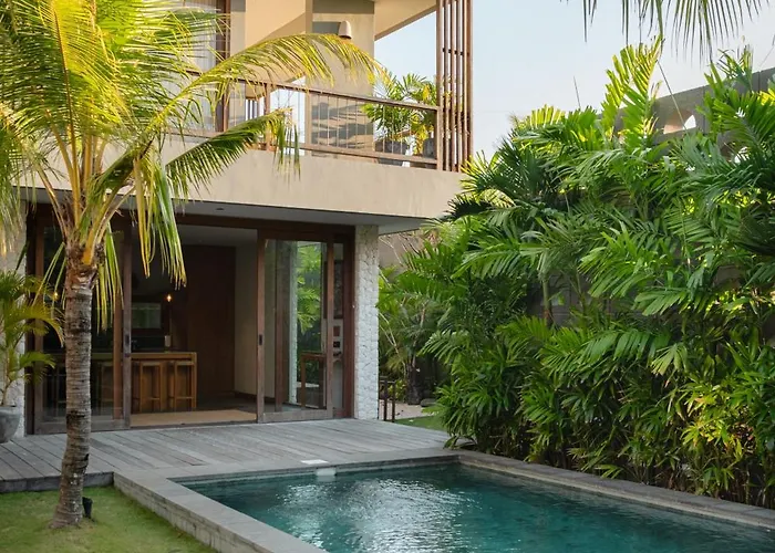 Villa Rumah Pulau Family Friendly 3 Bedroom Spacious Private With Pool In Residential
